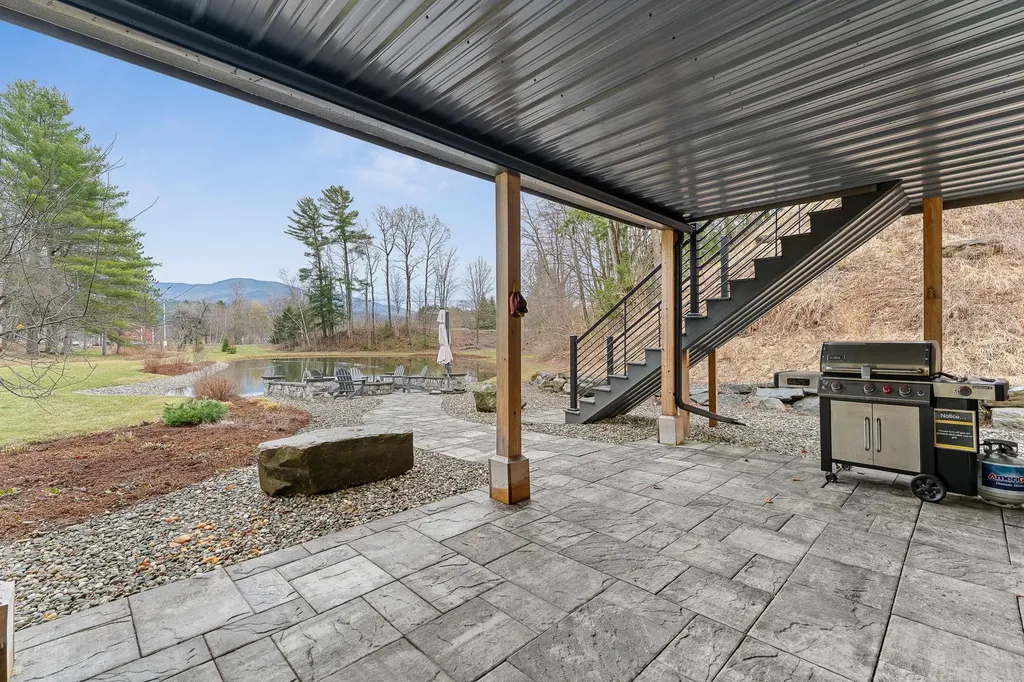 481 Weeks Hill Road Stowe VT 05672