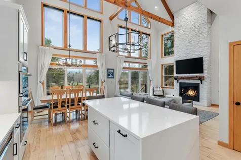 481 Weeks Hill Road Stowe VT 05672