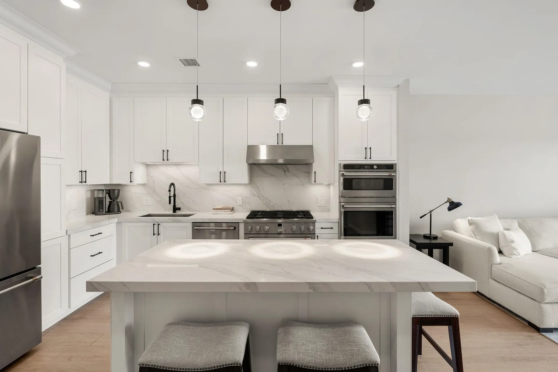 18 Artisan Drive Salem NH 03079