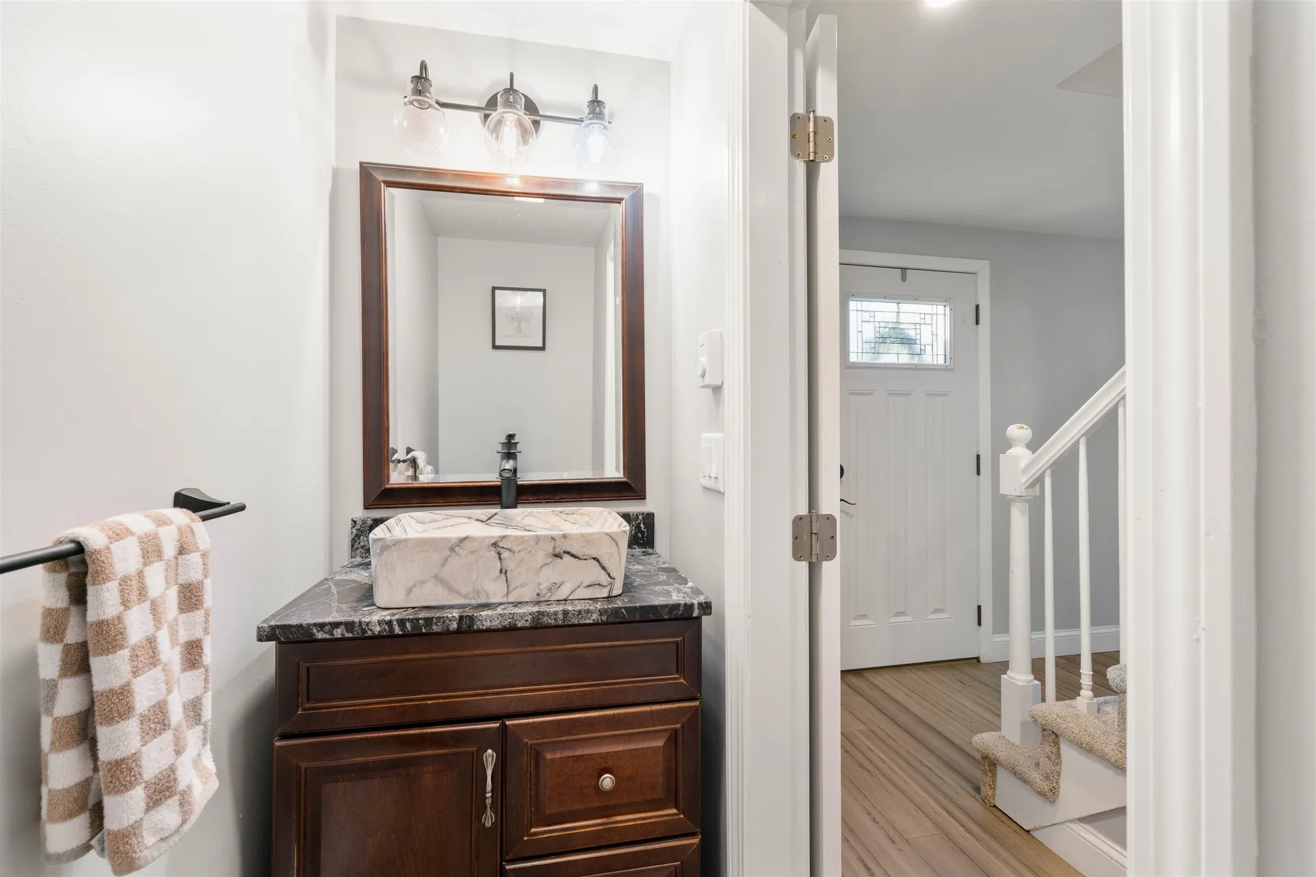 26 Wedgewood Drive Londonderry NH 03053