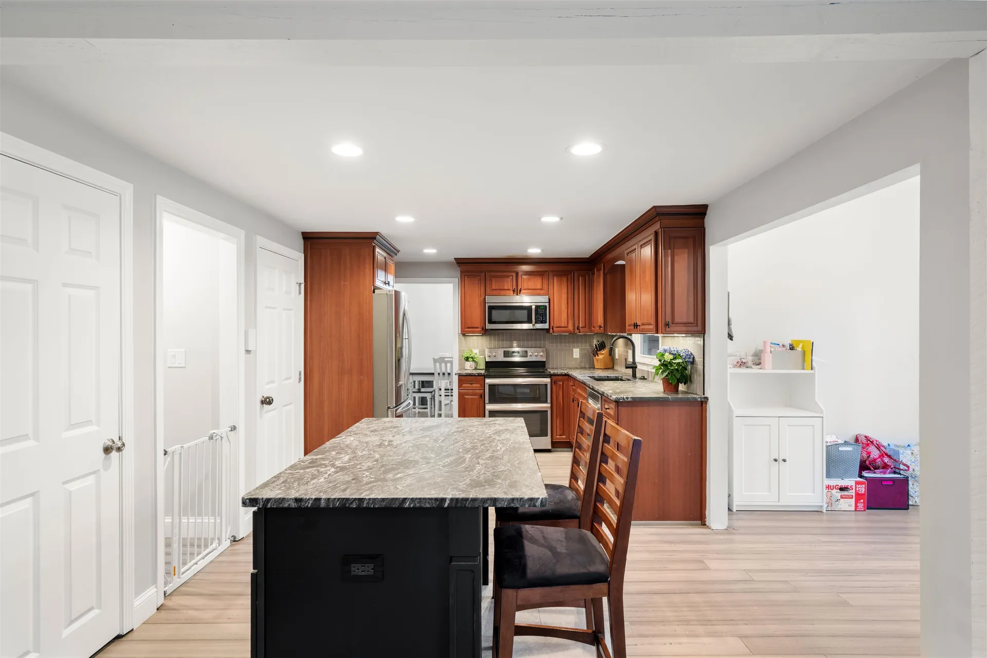 26 Wedgewood Drive Londonderry NH 03053