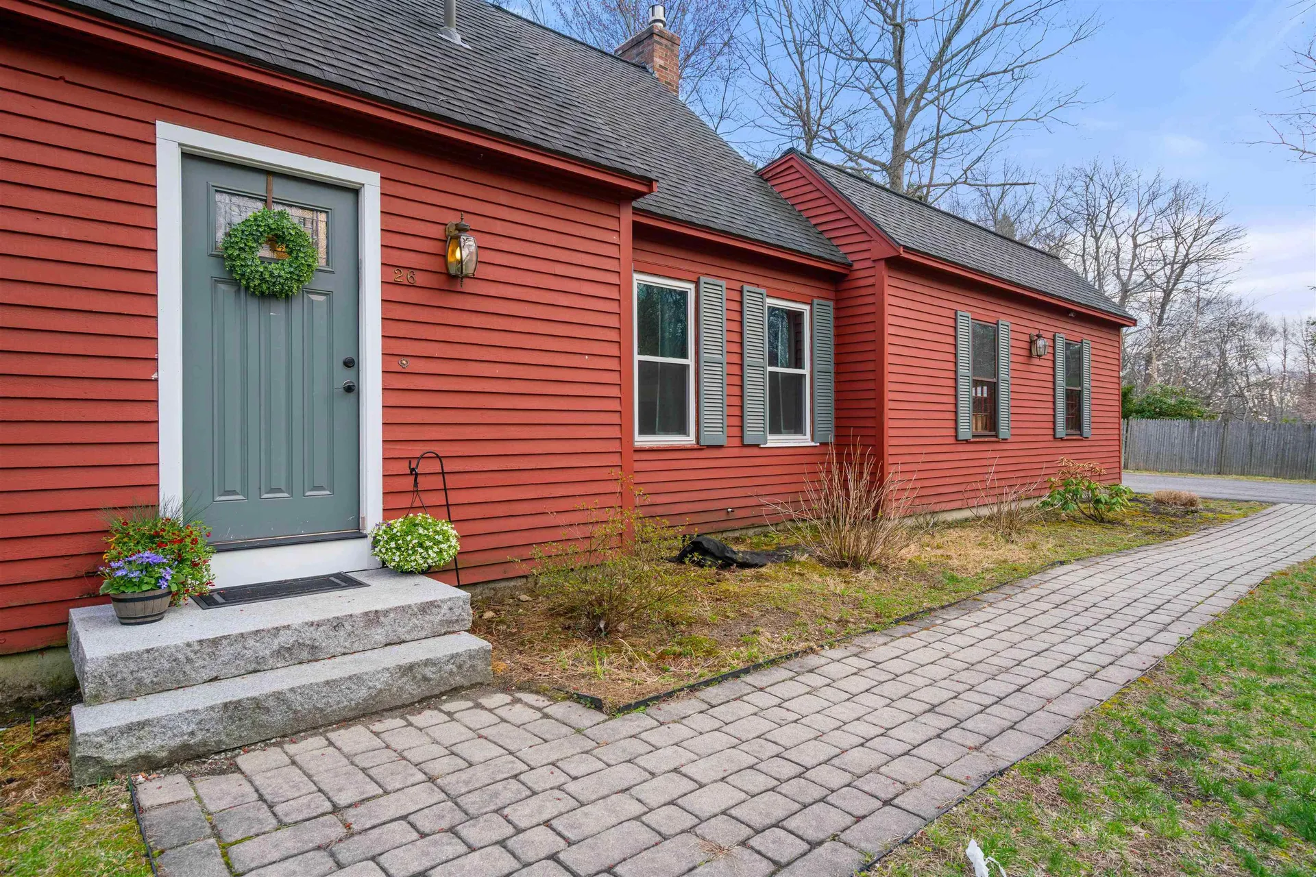 26 Wedgewood Drive Londonderry NH 03053