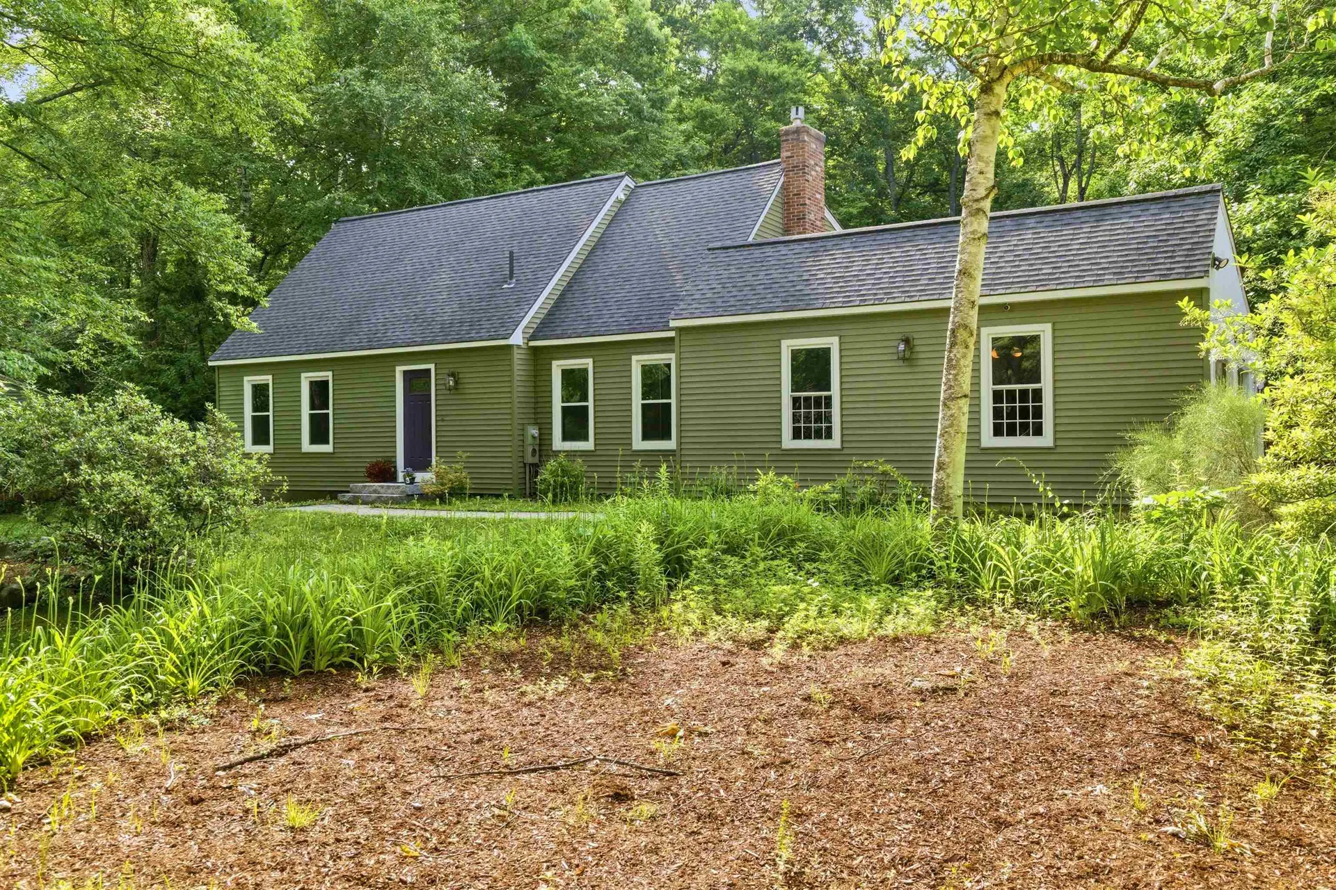 26 Wedgewood Drive Londonderry NH 03053