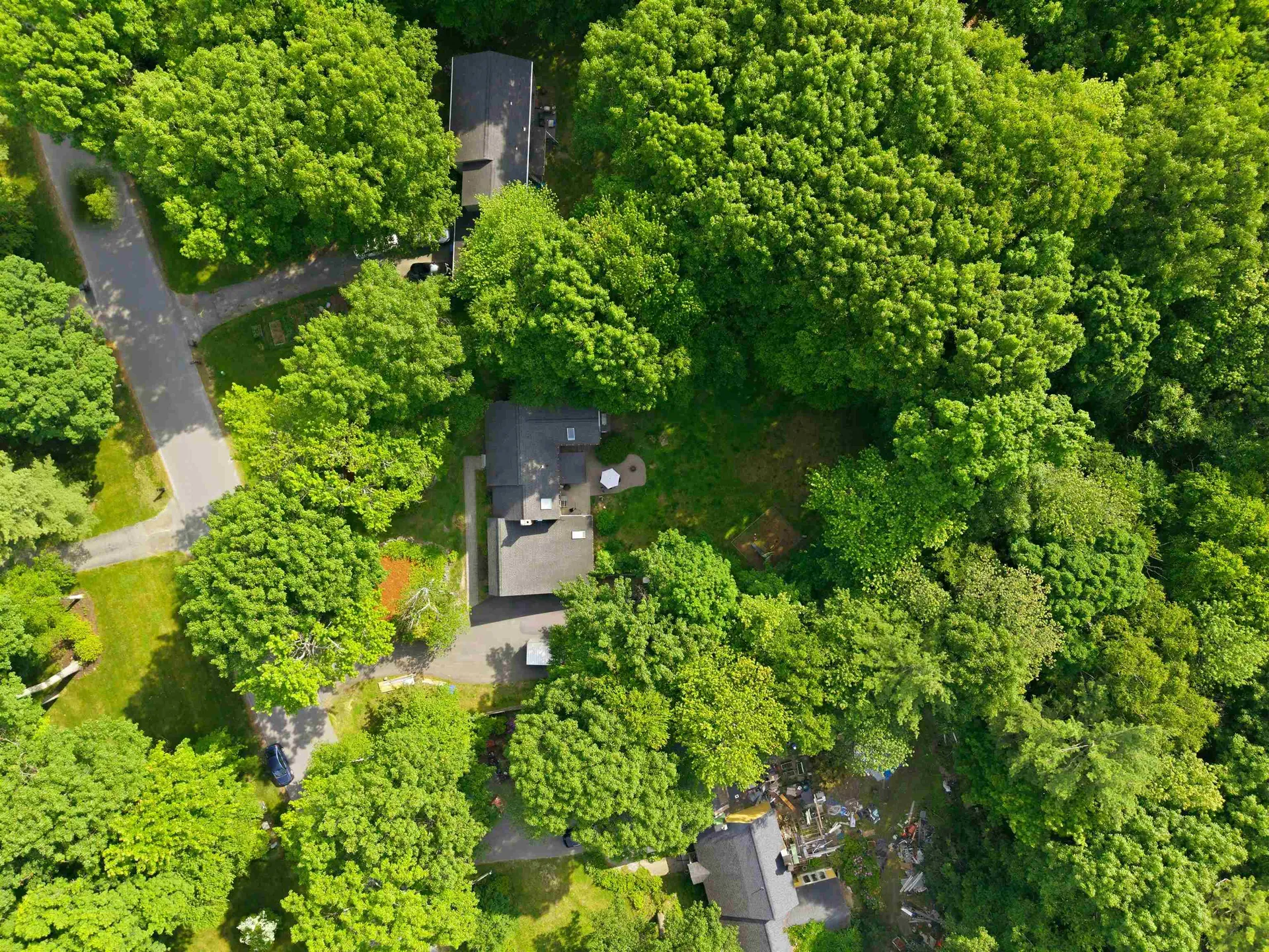 26 Wedgewood Drive Londonderry NH 03053