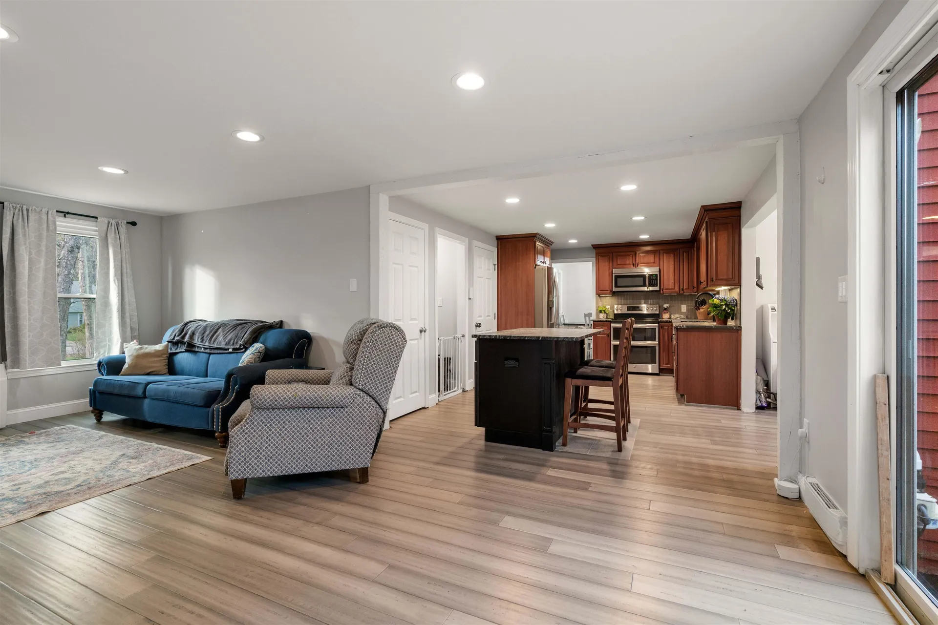26 Wedgewood Drive Londonderry NH 03053