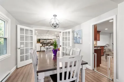 26 Wedgewood Drive Londonderry NH 03053