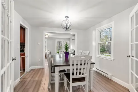 26 Wedgewood Drive Londonderry NH 03053