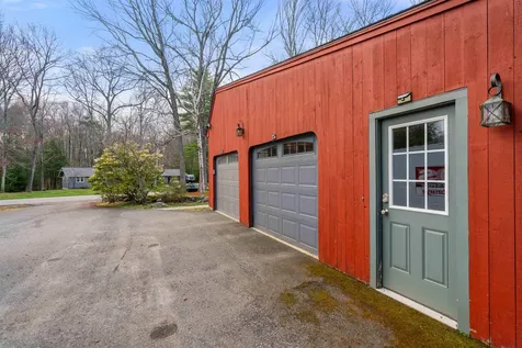 26 Wedgewood Drive Londonderry NH 03053