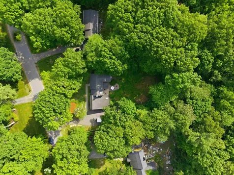 26 Wedgewood Drive Londonderry NH 03053
