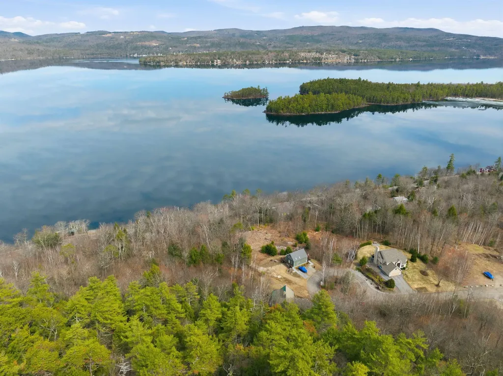 139 Ledgeview Shores Drive Alexandria NH 03222
