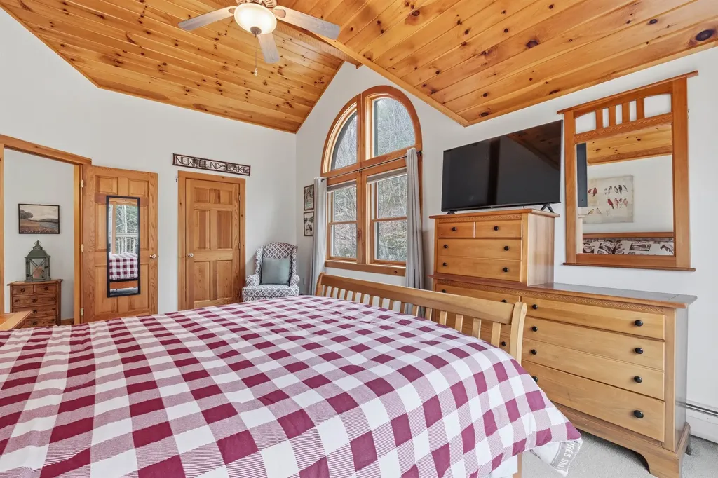 139 Ledgeview Shores Drive Alexandria NH 03222