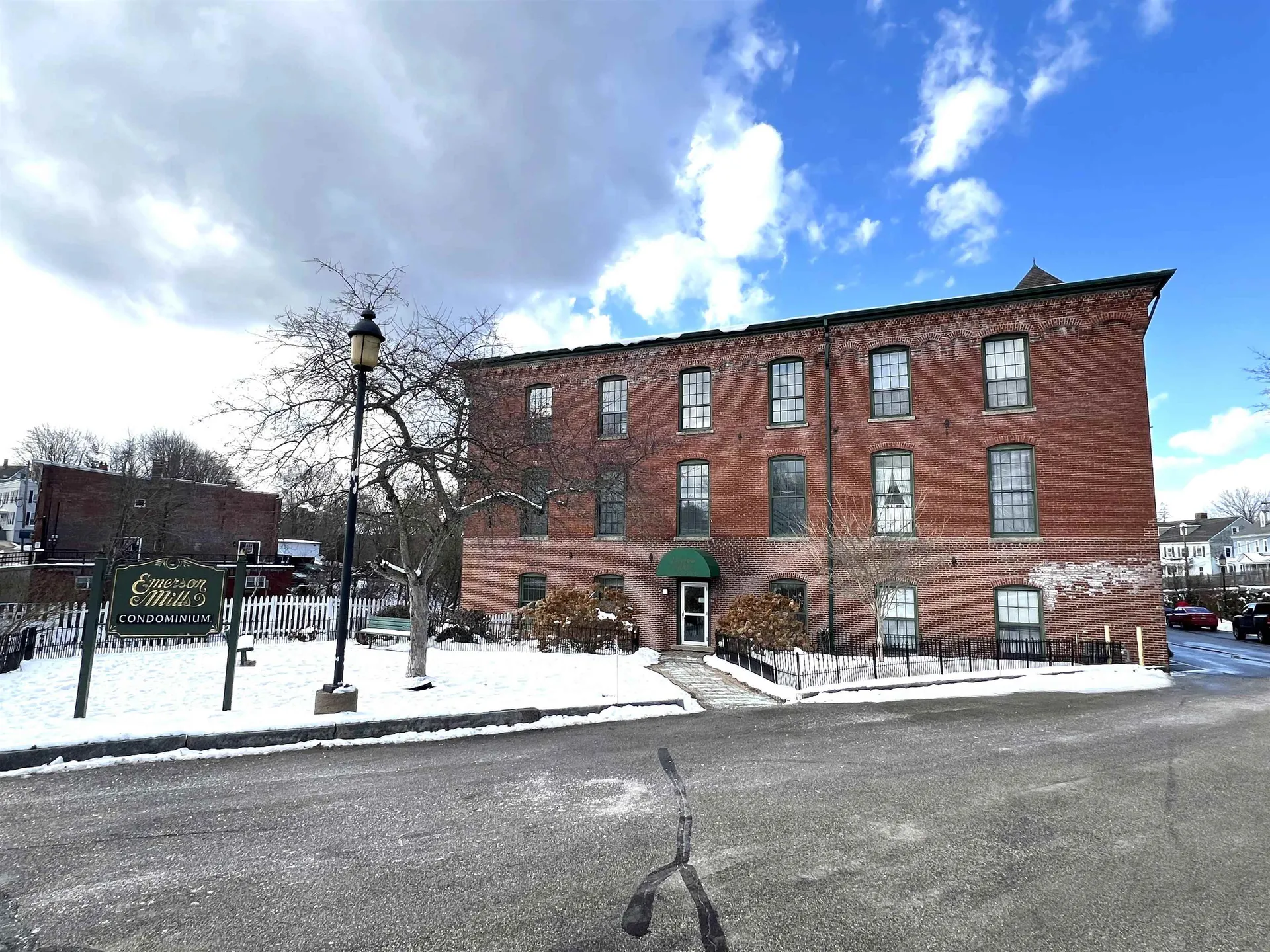 100 Main Street Pembroke NH 03275