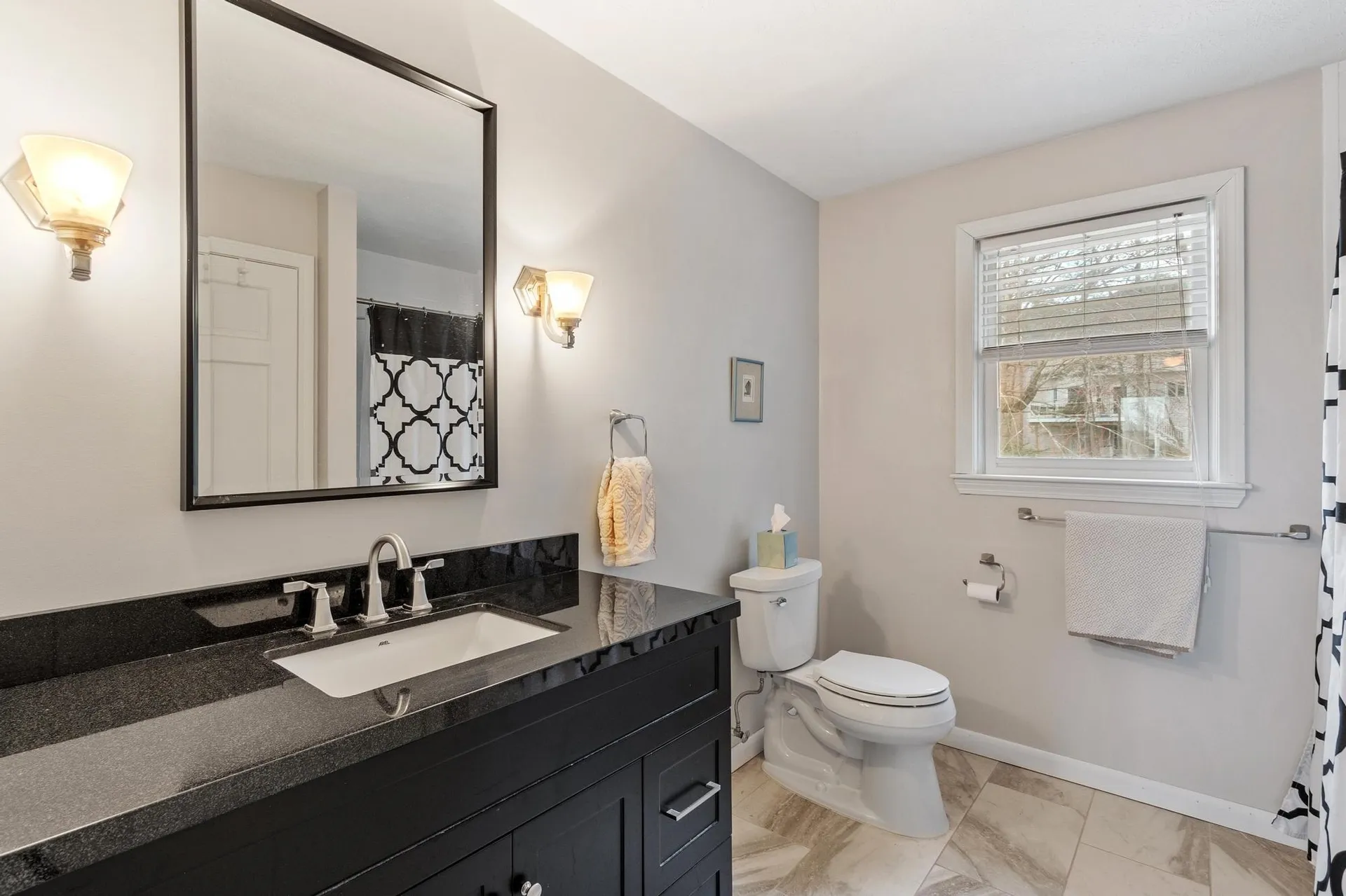 17 Bicentennial Drive Nashua NH 03062