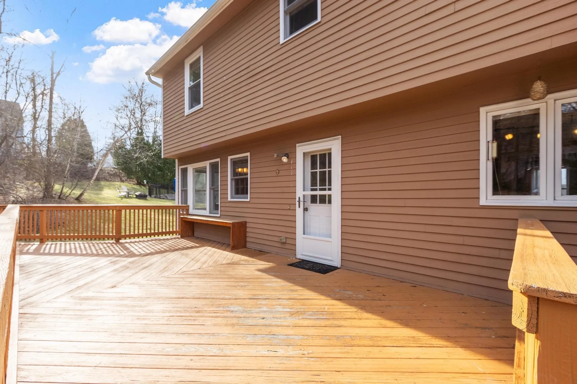 17 Bicentennial Drive Nashua NH 03062