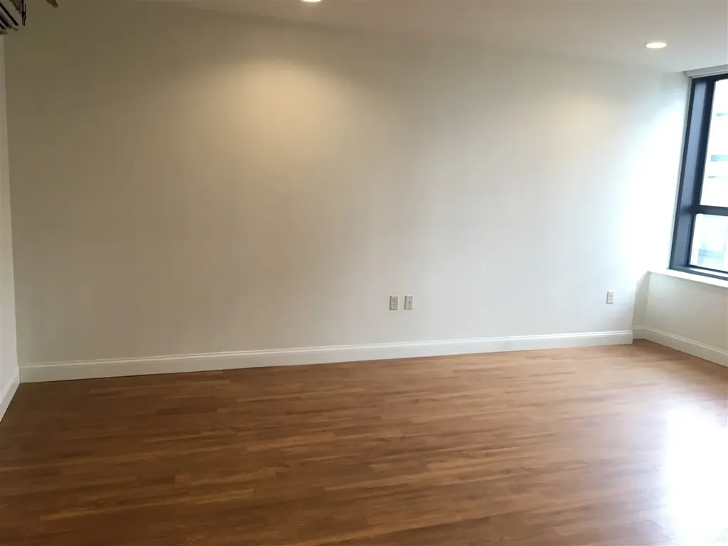 875 Elm Street Manchester NH 03101