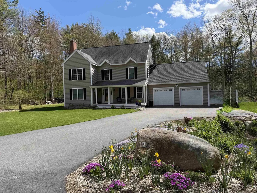 28 Fieldstone Drive Dover NH 03820