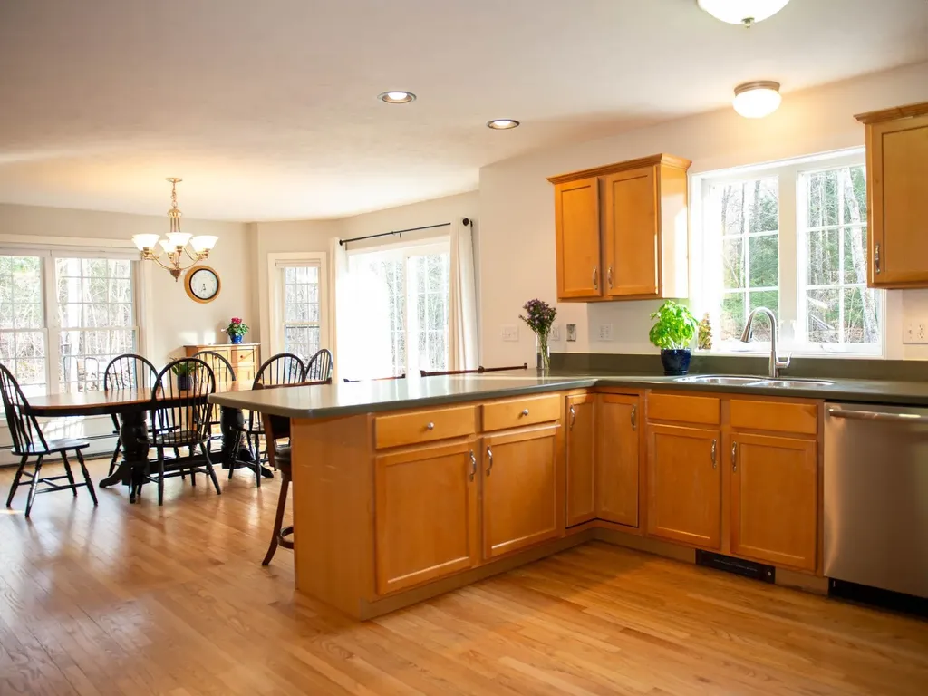 28 Fieldstone Drive Dover NH 03820