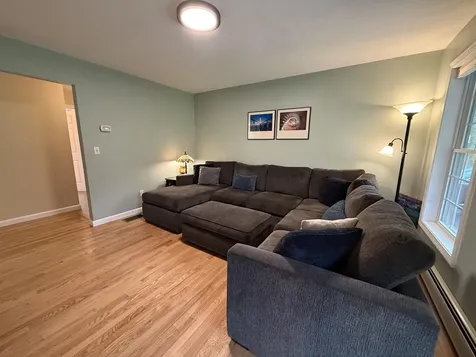 28 Fieldstone Drive Dover NH 03820
