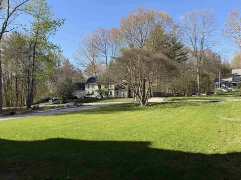 28 Fieldstone Drive Dover NH 03820