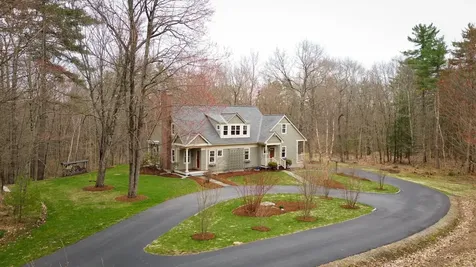11 Pine Top Road Amherst NH 03031