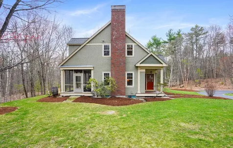 11 Pine Top Road Amherst NH 03031