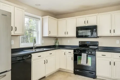 59 Cheney Lane Danville NH 03819