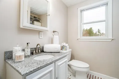 3 Wallace Drive Merrimack NH 03054