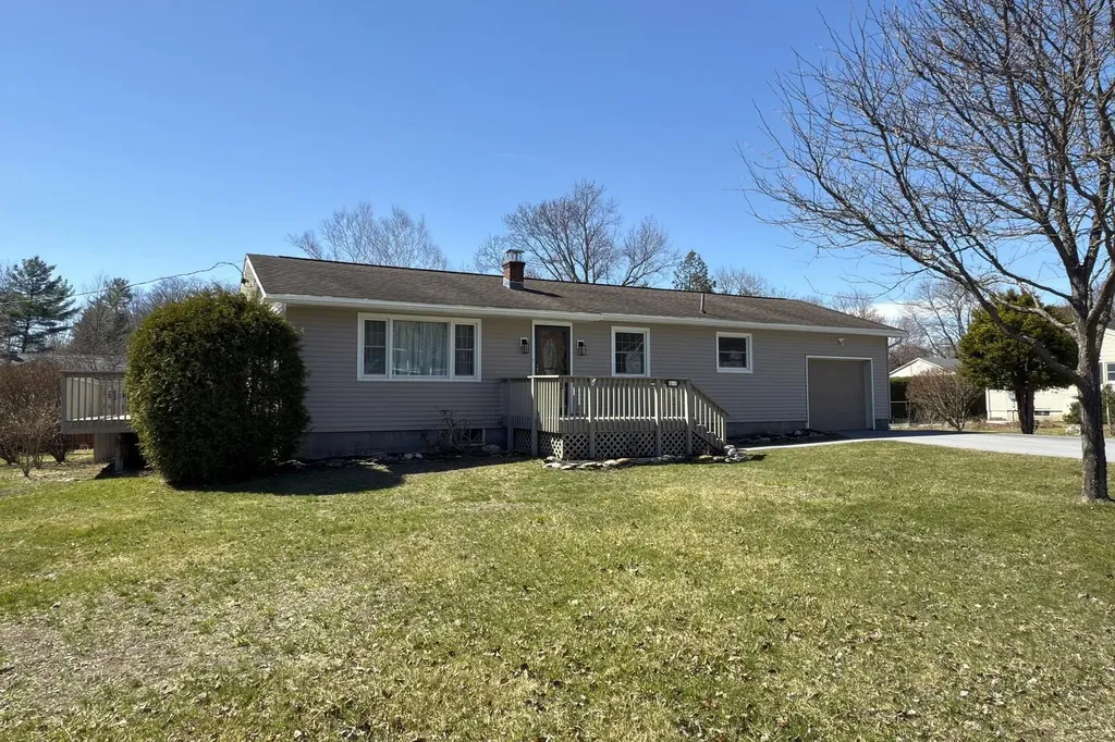 3 Green Knolls Lane Rutland City VT 05701