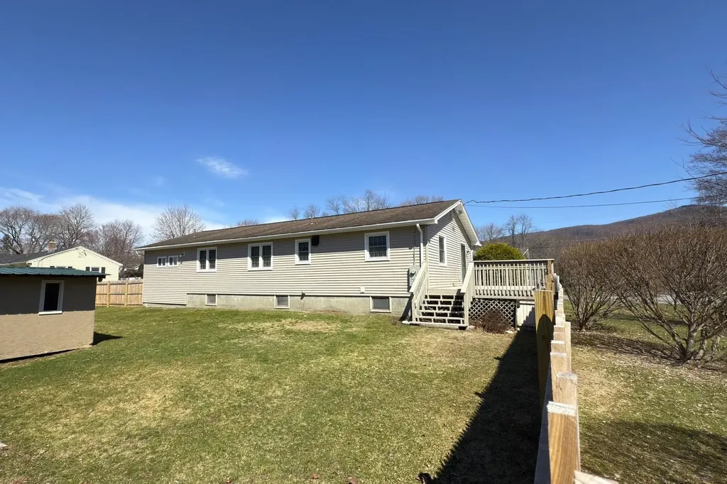 3 Green Knolls Lane Rutland City VT 05701
