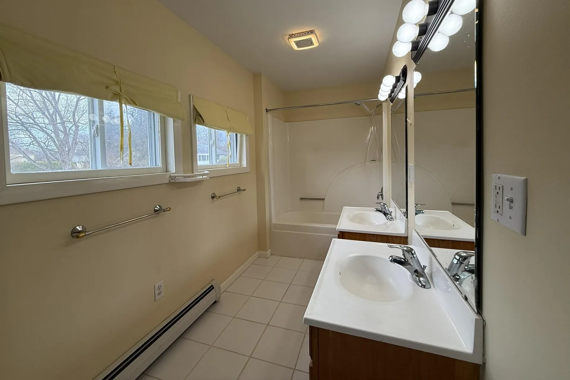 3 Green Knolls Lane Rutland City VT 05701