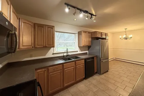 3 Green Knolls Lane Rutland City VT 05701