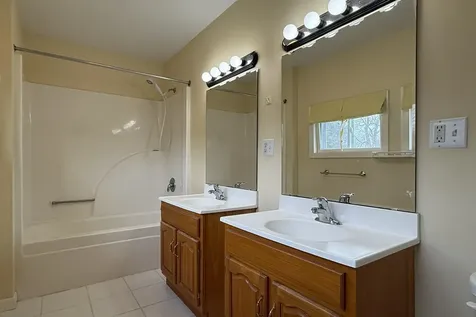 3 Green Knolls Lane Rutland City VT 05701