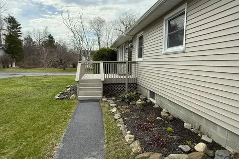 3 Green Knolls Lane Rutland City VT 05701