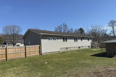 3 Green Knolls Lane Rutland City VT 05701