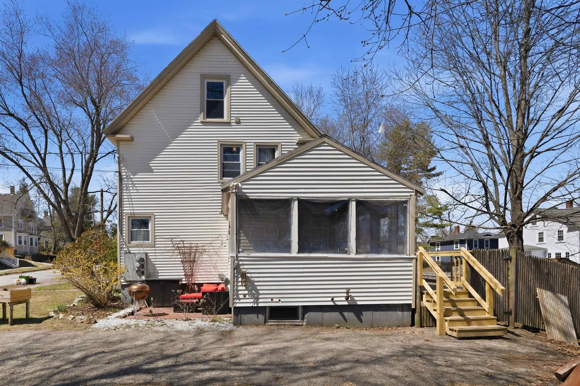 31 Hill Street Dover NH 03820