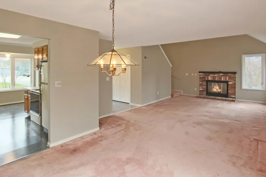 3 Jessica Drive Nashua NH 03060
