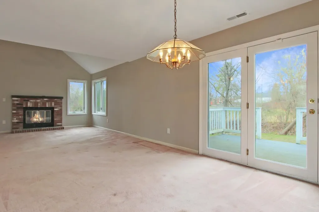 3 Jessica Drive Nashua NH 03060
