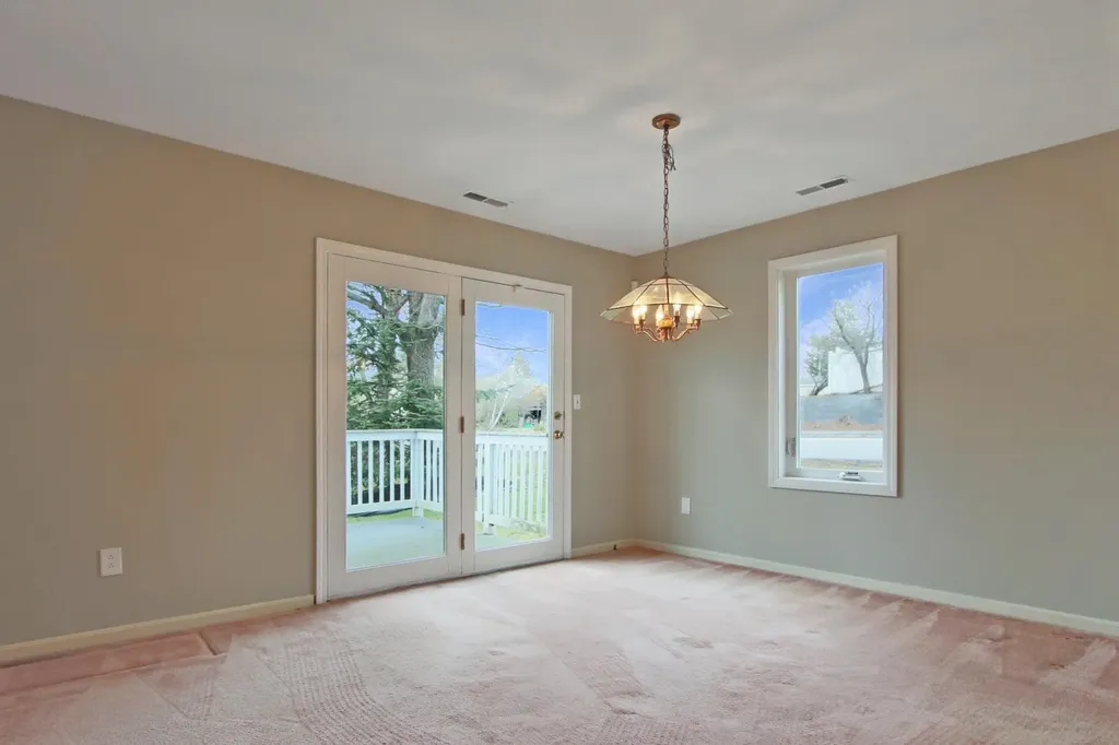 3 Jessica Drive Nashua NH 03060