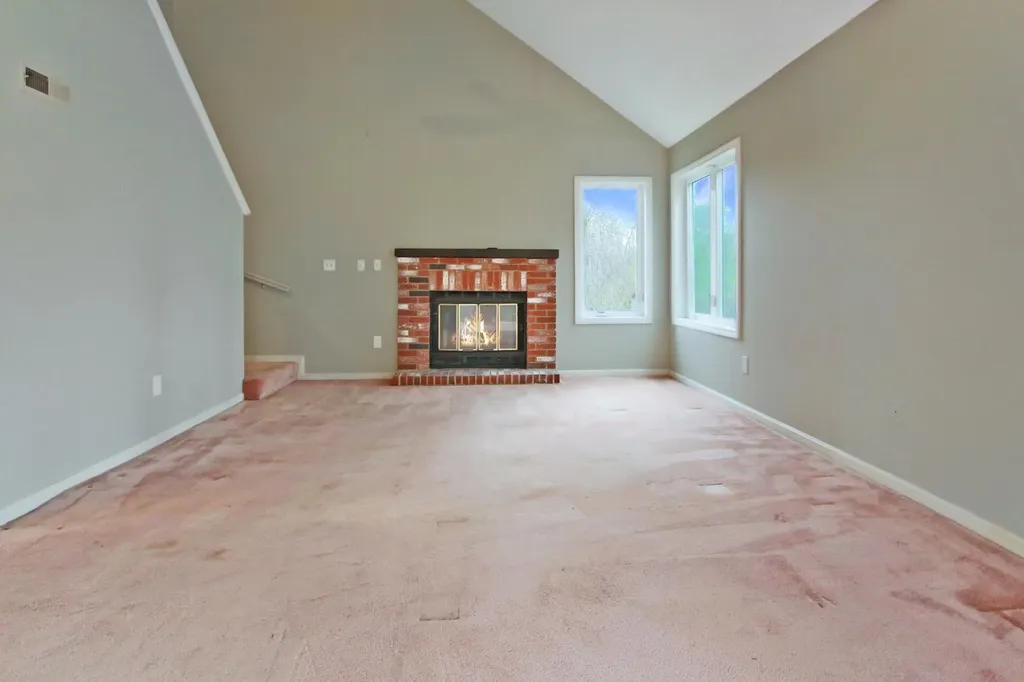 3 Jessica Drive Nashua NH 03060