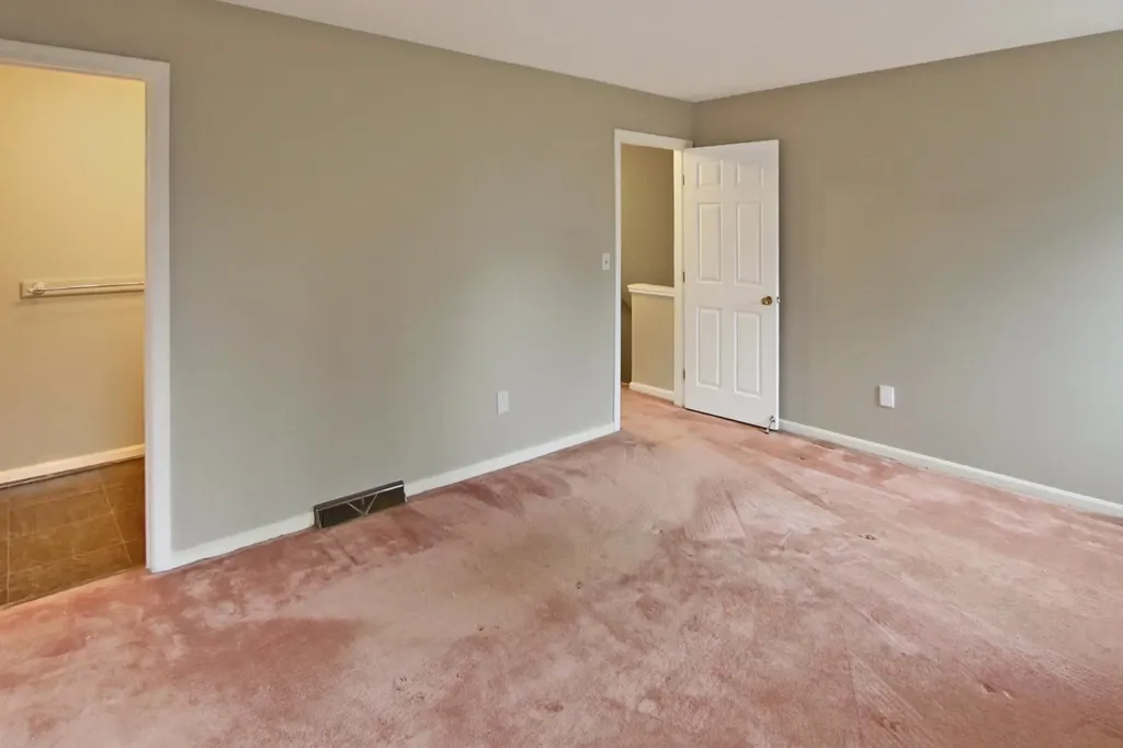 3 Jessica Drive Nashua NH 03060