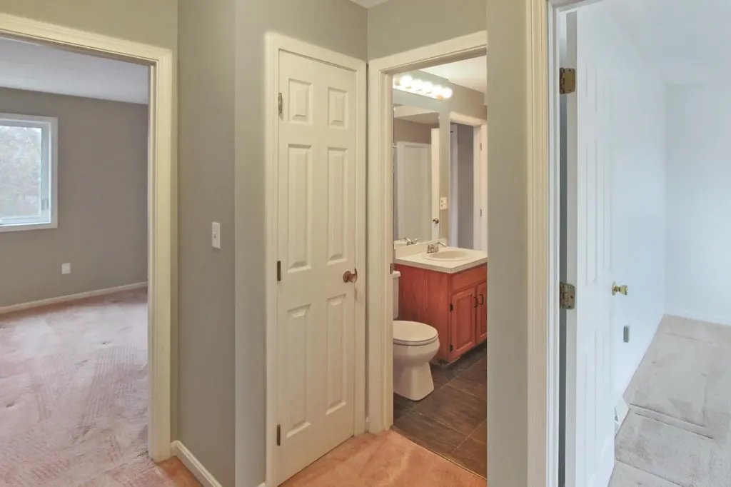 3 Jessica Drive Nashua NH 03060