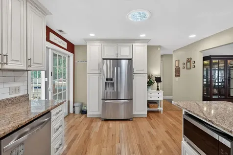 3 Belmont Lane Amherst NH 03031