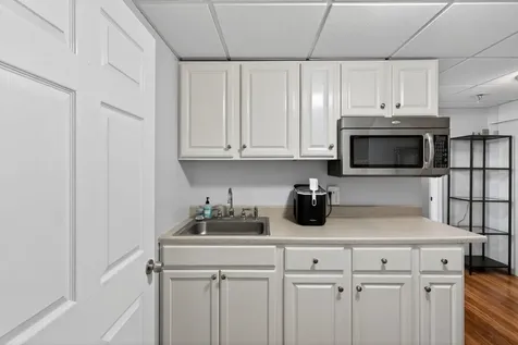 3 Belmont Lane Amherst NH 03031