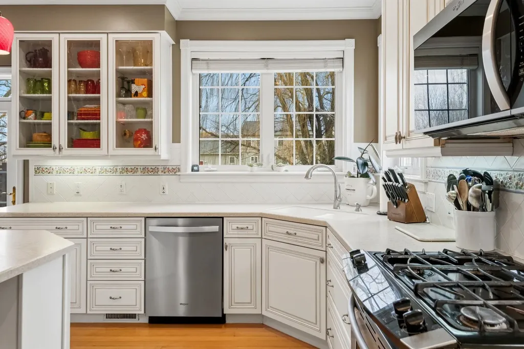 29 Whiteface Street South Burlington VT 05403
