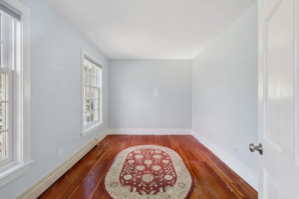 43 Woodland Trace New London NH 03257