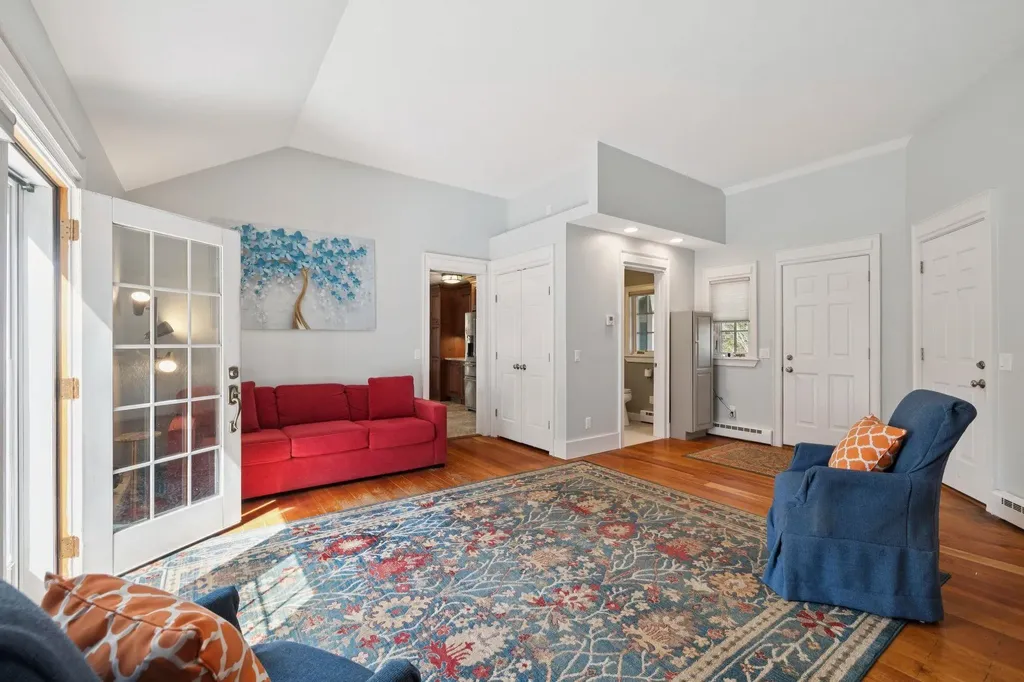 43 Woodland Trace New London NH 03257