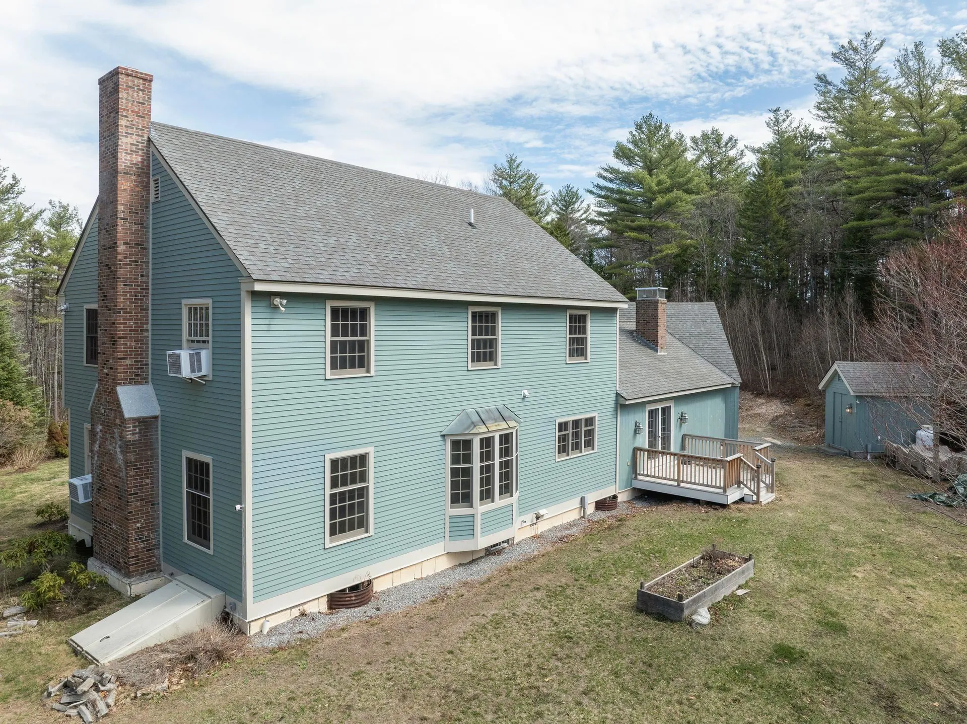 43 Woodland Trace New London NH 03257