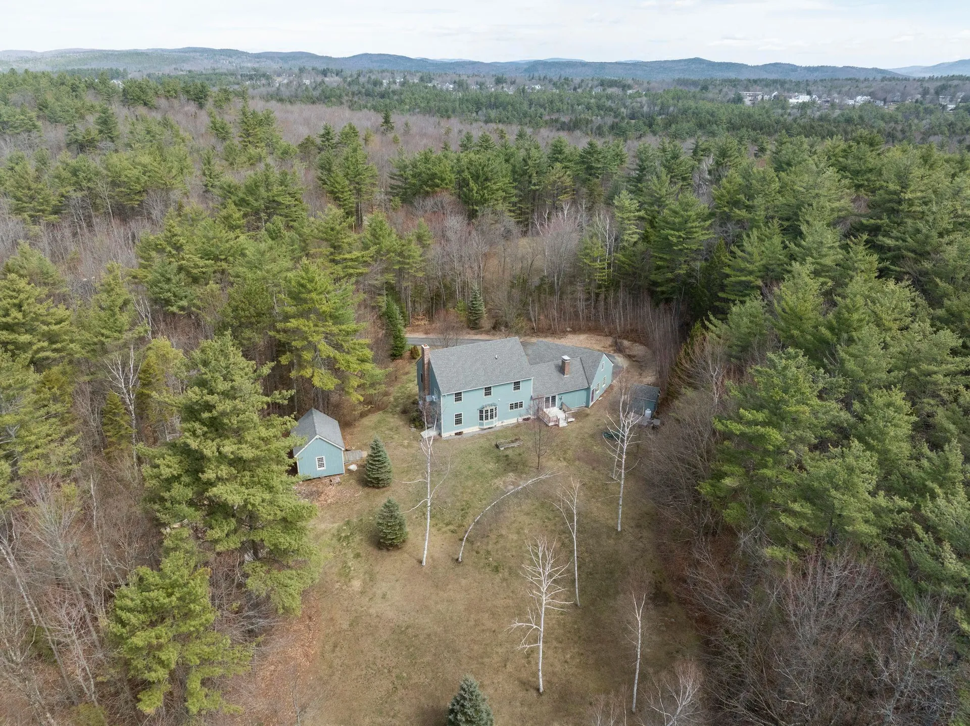43 Woodland Trace New London NH 03257