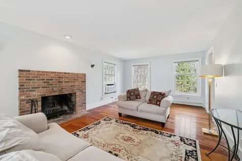 43 Woodland Trace New London NH 03257