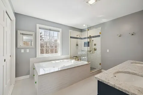 43 Woodland Trace New London NH 03257